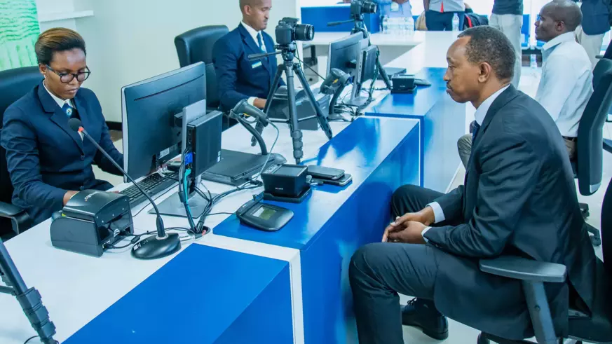 Read more about the article Rwanda Phases Out Machine Readable Passports