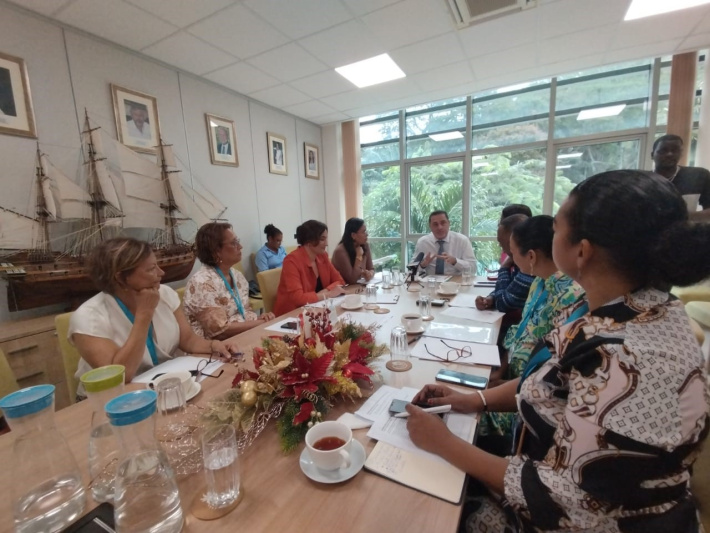 Read more about the article Seychelles: Tourism minister meets association for small hotels